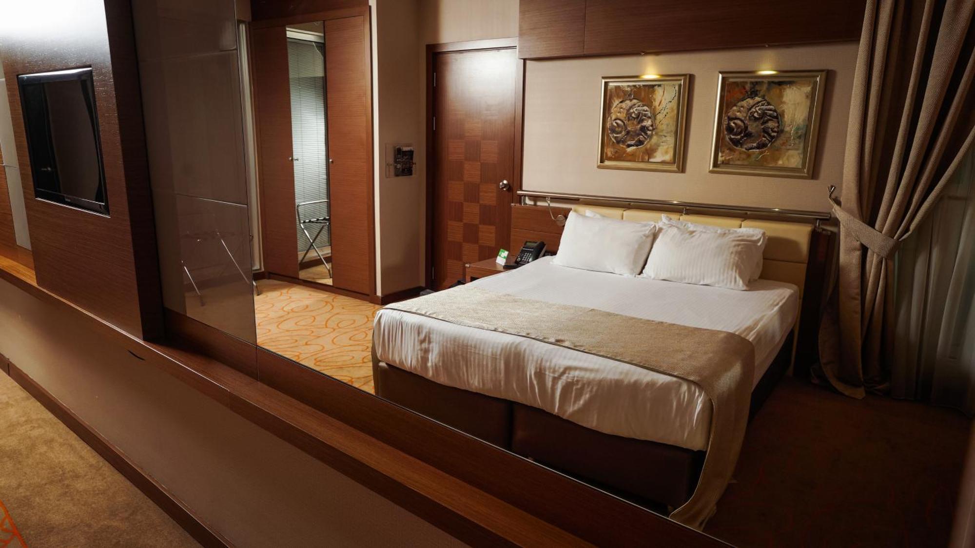Holiday Inn Ankara-Kavaklidere By Ihg Extérieur photo